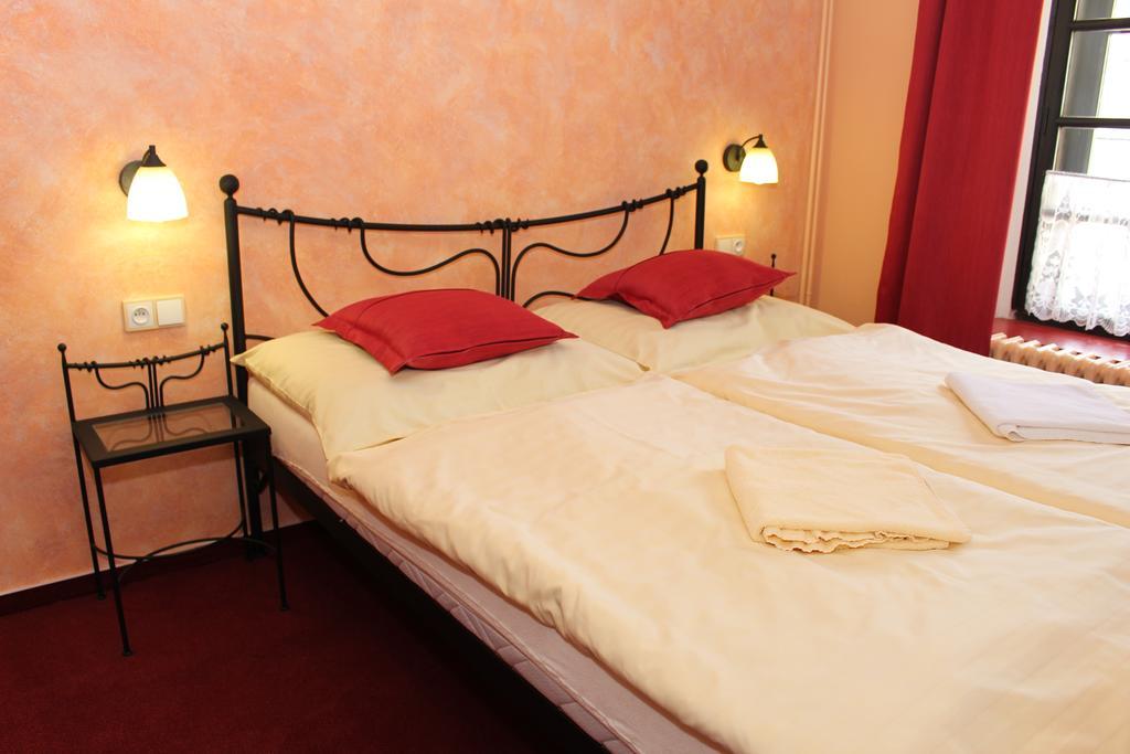 Penzion Kasper Cyklopenzion Jindřichův Hradec Habitación foto